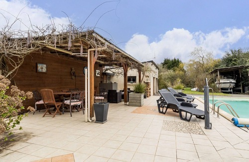 Saint-Molf Cottage | Charming House with Heated Pool, Near Beaches & Guérande, Sleeps 9