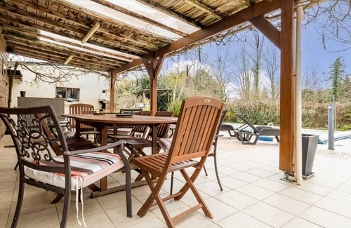 Saint-Molf Cottage | Charming House with Heated Pool, Near Beaches & Guérande, Sleeps 9