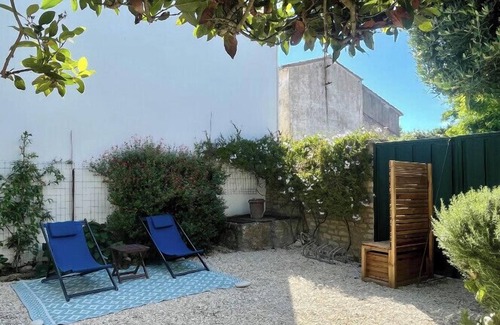 Ars-en-Re House | Charming house with garden near the port