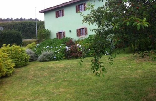 Ballota House | Charming house with garden and close to Ballota beach.
