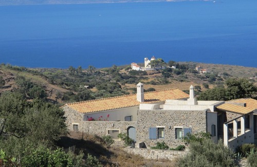 Kithira Villa | Charming house with outbuilding in Cythère, quiet with beautiful views