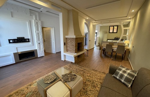 Tassoultante Ski Chalet | Charming house with private pool , 10 mns from city