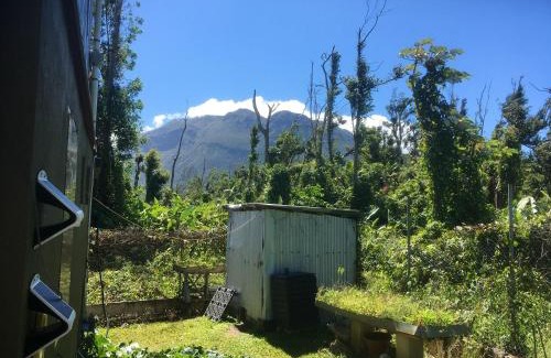 Pont Casse House | Charming House with Sea & Mountain View