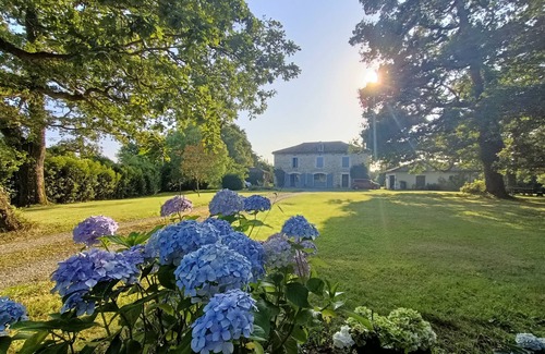 Urt House | Charming house with swimming pool in the Basque Country!