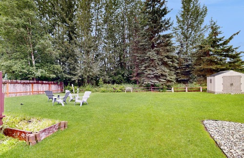 University Area House | Charming house with washer/dryer, fireplace, patio, full kitchen, & WiFi