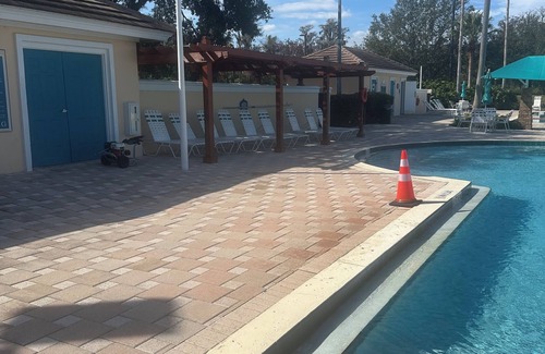 Vista East House | Charming house with WiFi and AC in awesome Orlando. 15 minutes from MCO airport.