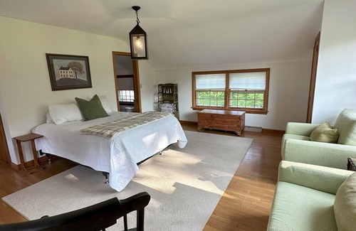 Boston Heights Other | Charming Hudson Farmhouse on 12 Acres - 2 Miles from Cuyahoga Valley Nat’l Park