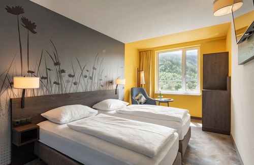 Hall In Tirol House | Charming Hwest Hotel Hall with WiFi and AC in wonderful Hall in Tirol