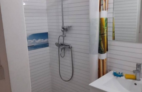 Capesterre-Belle-Eau Apartment | Charming Low Villa F2 with Large Veranda in Capesterre-Belle-Eau
