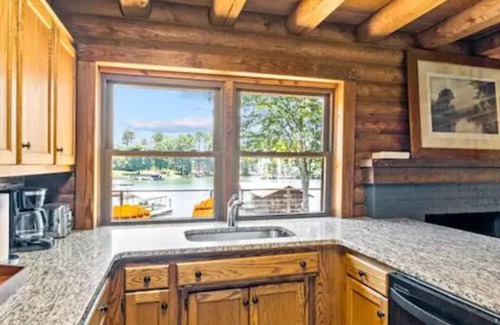 Denver House | Charming Lake Norman Log Cabin