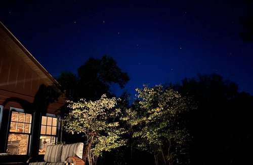 Girard Cabin | Charming Lakeside Retreat with Great Room & Fireplace - Your Perfect Getaway!