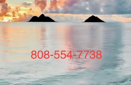 Lanikai Cottage | Charming Lanikai Cottage. Close to beach, A/C, parking.