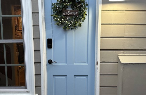 Avalon House | Charming, large historic home, newly renovated, sleeps 12 - steps to the beach!