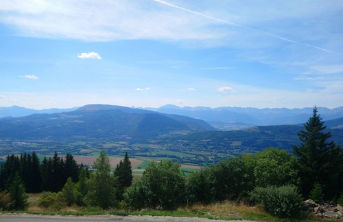Saint-Honore Apartment | Charming large studio at the foot of the Tabor overlooking the lakes