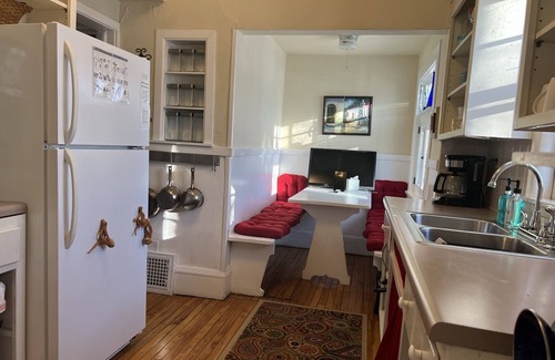 East Harriet House | Charming Linden Hills Cottage steps from Lake Harriet & Lake Bde Maka Ska