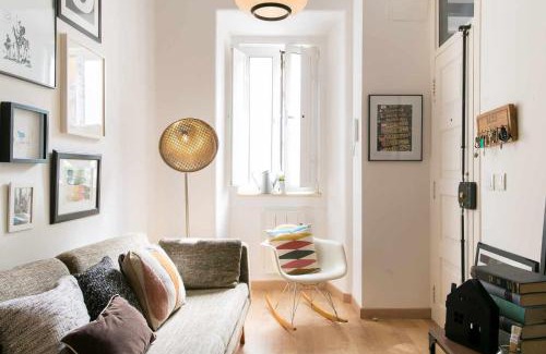 Santo Amaro Apartment | Charming Lisbon Home with Terrace St Amaro