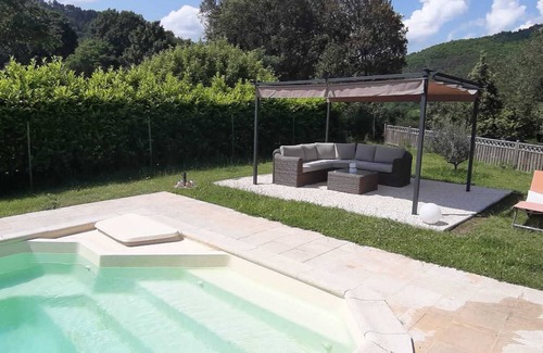 Pont-de-Labeaume House | Charming little stone house with private pool