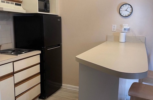 Winchester Apartment | Charming Loft In Winchester Va, Furnished and all Inclusive