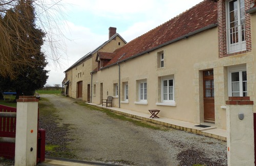 Bures Cottage | Charming longere gite, fully equipped, 2 en suite bedrooms + heated pool WiFi