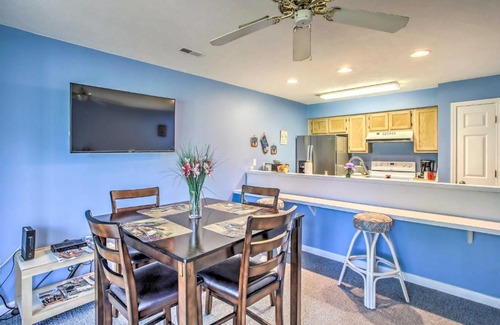 Longs Apartment | Charming Longs Condo about 30 Mi to Myrtle Beach!
