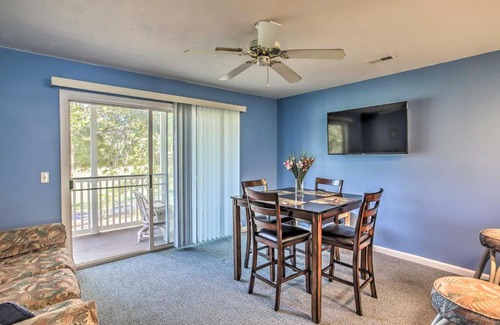 Longs Apartment | Charming Longs Condo about 30 Mi to Myrtle Beach!
