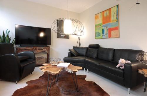 Rotenbuhl Apartment | Charming LOUISE