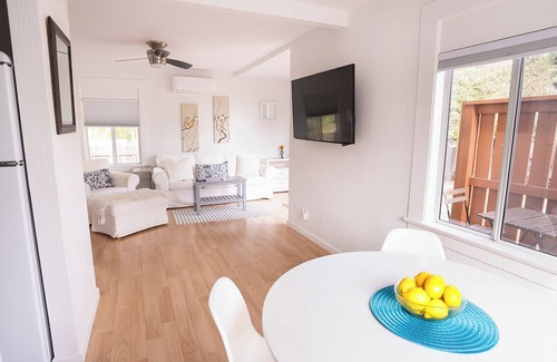 Petaluma Cottage | Charming Mid-Century Bungalow in the Heart of Old Petaluma