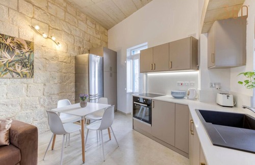 Zebbug House | Charming + Modern 1BR House in Historic Zebbug