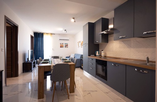 Msida Apartment | Charming & modern 2 bedroom apartment DVAS1-1