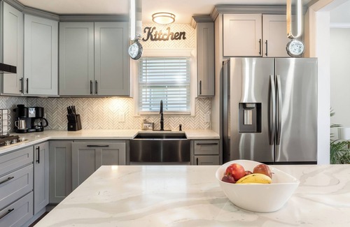 Maplewood Apartment | Charming, Modern 3BR Maplewood Home