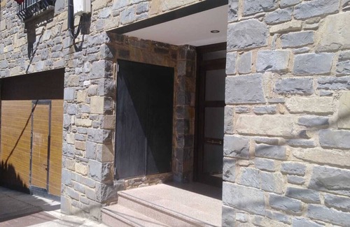 Biescas Apartment | Charming, modern and cozy apartment, to feel at home.