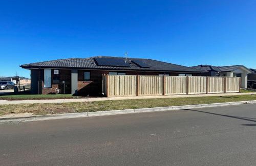 Wyndham Vale House | Charming Modern Family Home in Wyndham Vale