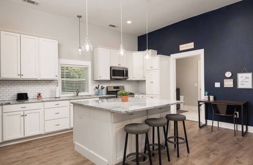 Rock Hill House | Charming Modern Farm House-5 min from Sport Center