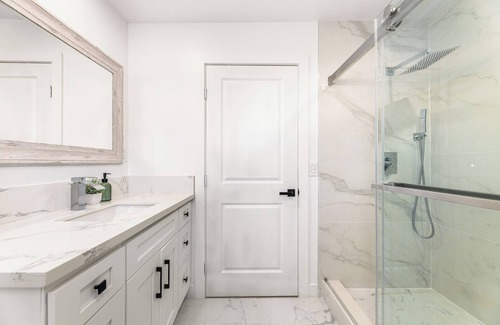 View Park-Windsor Hills House | Charming Modern LA Gem Fully Furnished-Perfect for Long Stay