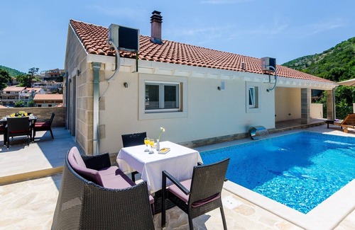 Mokosica Villa | Charming Mokosica Villa | 3 Bedrooms | Villa Tranquility Nest Beniva | Private Pool | Partial Sea Vi