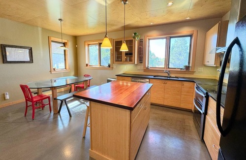 Driggs House | Charming Mountain Getaway w/Hot Tub in Driggs