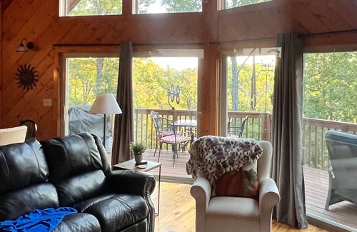 Ranger Cabin | Charming, Mountain Top Get Away !!! 5 Star