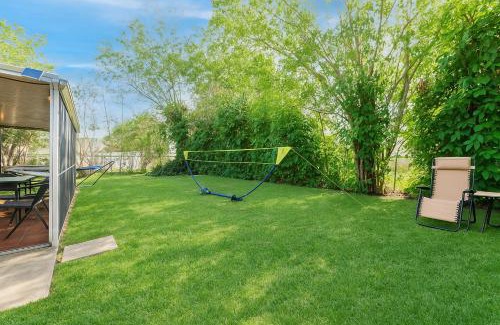 Central Naples House | Charming Naples Oasis - Close to Beaches & Shops