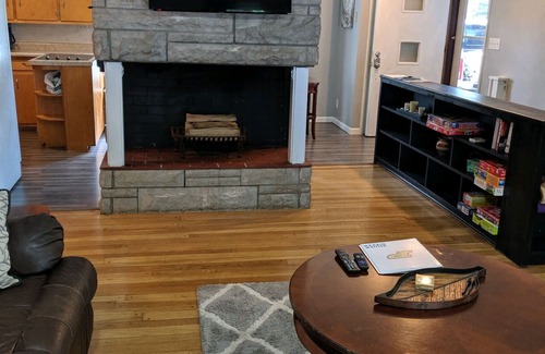West Lafayette House | CHARMING NEIGHBORHOOD IN PURDUE'S BACKYARD