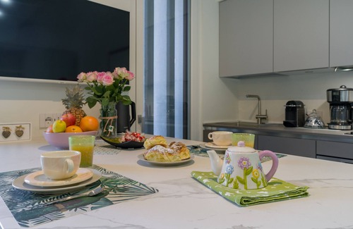 Lugana Apartment | CHARMING NEST - just a stone's throw from the lake and spa of Sirmione