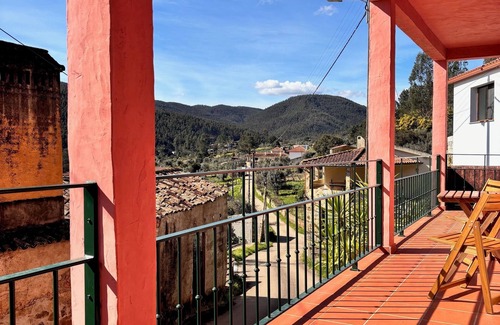 Serta Apartment | Charming new apartment with river view