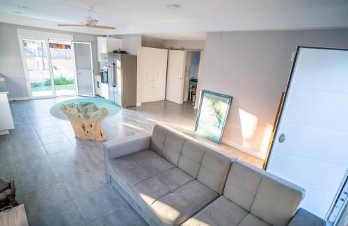 Segur de Calafell House | Charming New Beachside House up to 8 Beds!