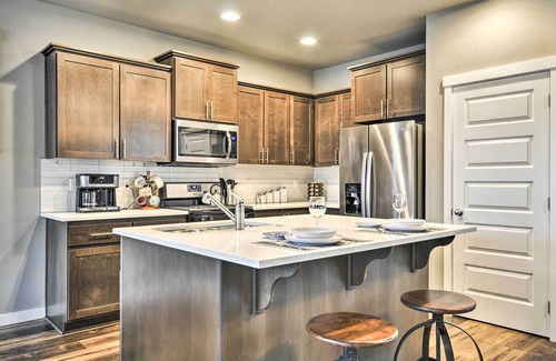 Newberg House | Charming Newberg Home: Walk to Dtwn, Wineries