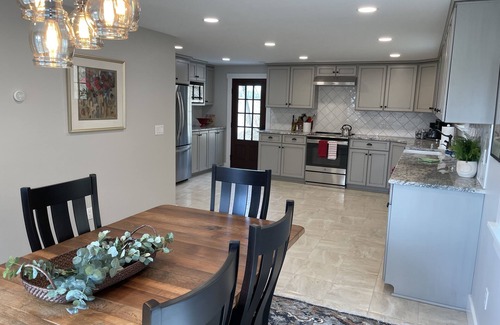 Tyrone House | Charming newly-renovated historic log house near PSU and Spruce Creek