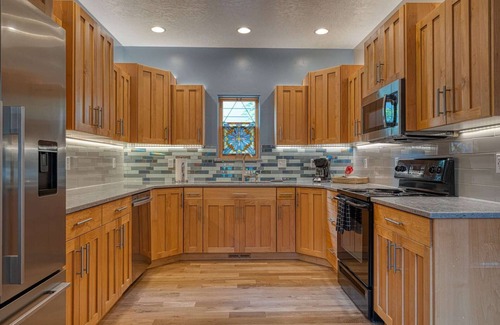 North End House | Charming North End Haven | Walk to Downtown & Hyde Park | Enjoy Outdoor Patio & Backyard w/Your Dog