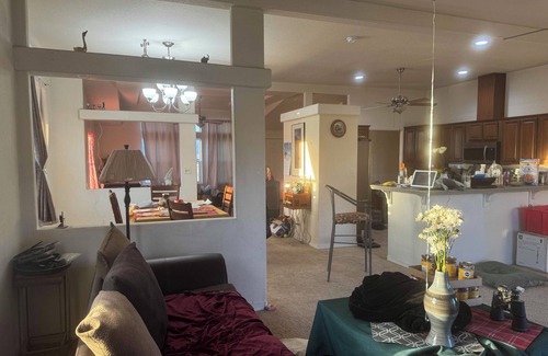 Crystal Bed & Breakfast | Charming oasis!This peaceful clean retreat is on your way to Death Valley.