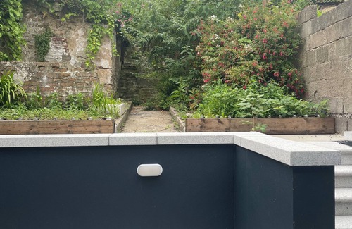 Wexford House | Charming Old-World, fully renovated 3-bedroom townhome with WiFi in Wexford.