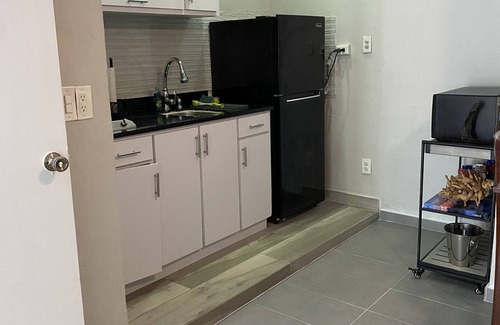 Cangrejo Arriba Apartment | Charming One-Bedroom Apartment with Pool Access Near SJU Airport