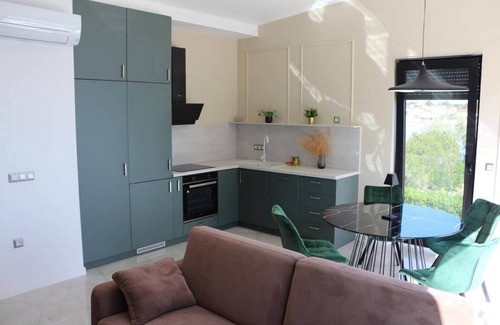 Ugljan Apartment | Charming one-bedroom apartment in Ugljan
