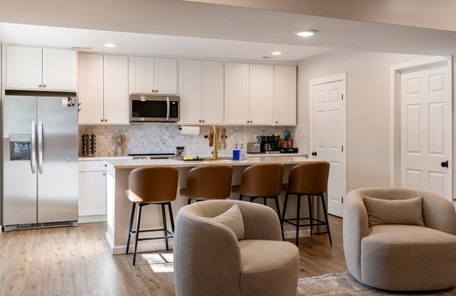 Clintonville Apartment | Charming one-bedroom unit